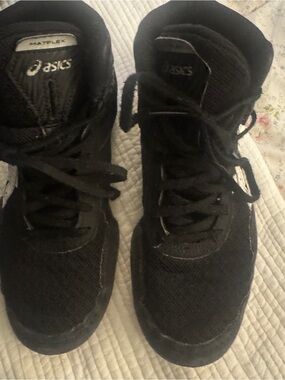 Asics Black Athletic High-Top Sneakers wrestling sneakers boys 2.5